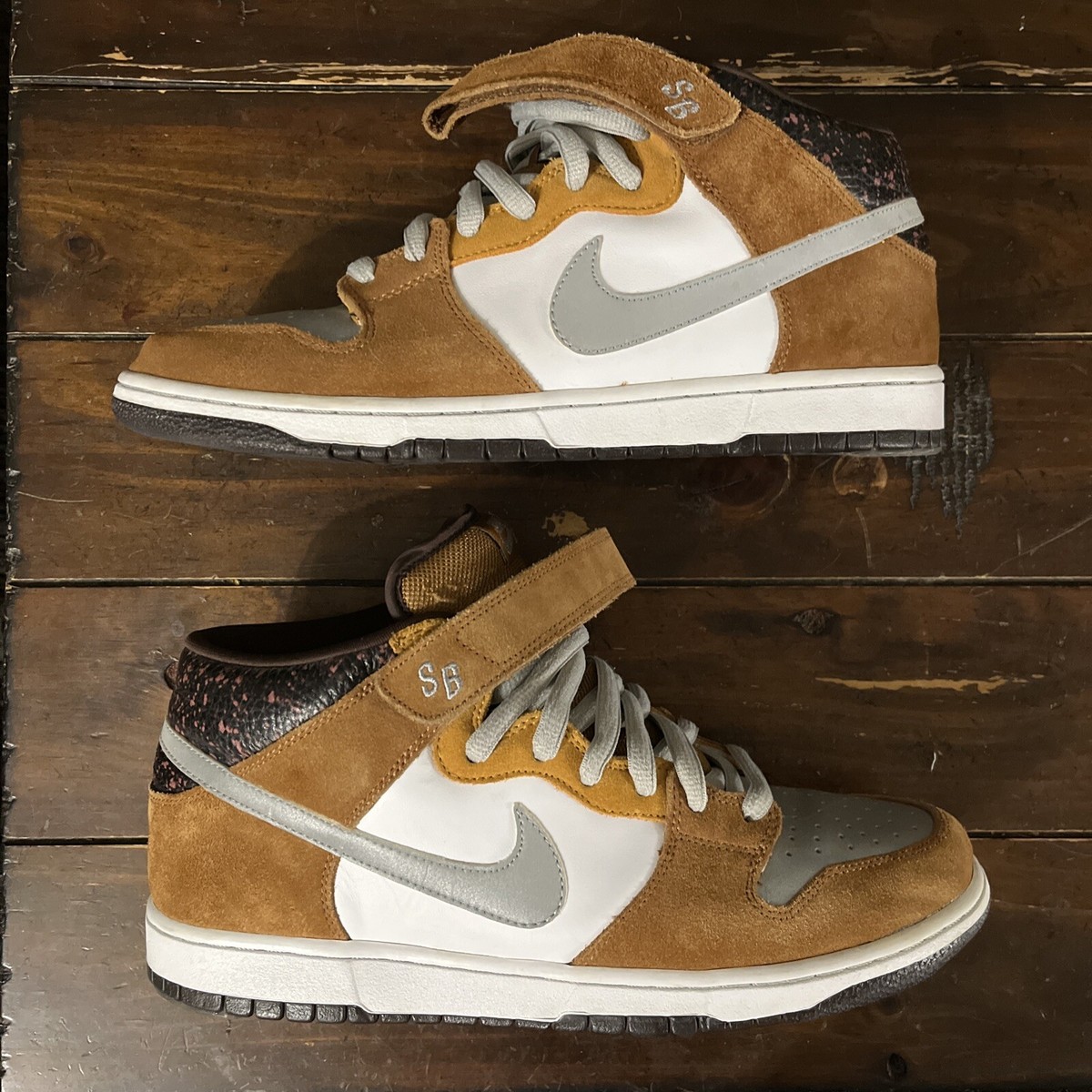 nike dunk sb fender bass