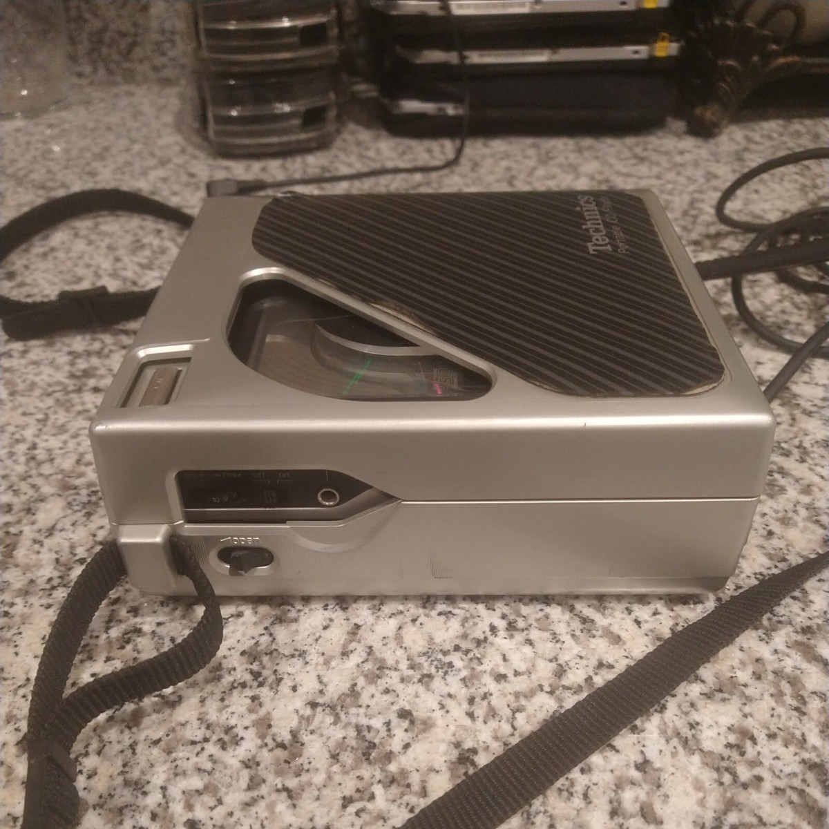 Technics Portable CD Player SL-XP7 with Case SH-CDB7 | eBay Technics Portable CD Player SL-XP7 with Case SH-CDB7 | eBay
