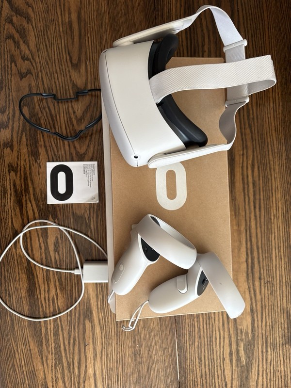Meta Oculus Quest 2 128GB Advanced All-In-One VR Headset - White