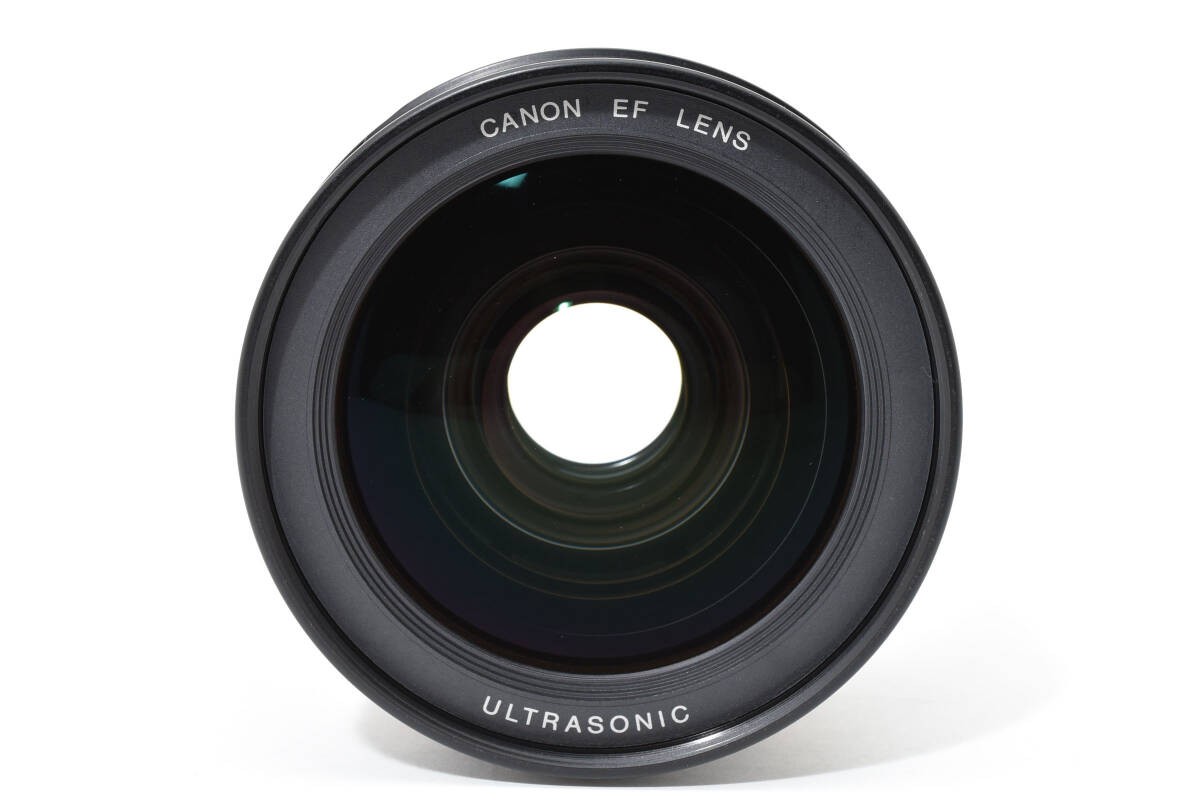Canon EF 28-70mm f/2.8 L USM Ultrasonic Zoom Lens (EOS EF Mount