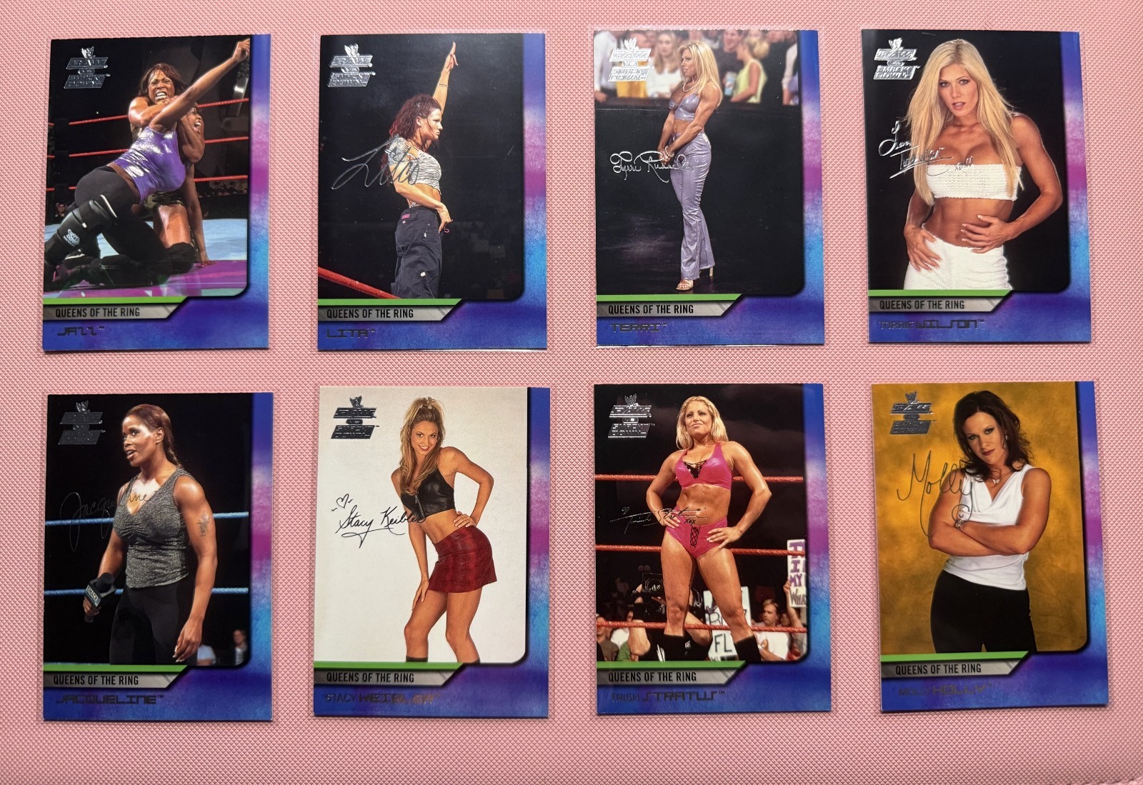 ❤️PICK YOUR CARD❤️ 2002 Fleer WWE Raw vs Smack Down Queens Of The Ring