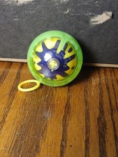 YoYo Ball 2003 Big Time Toys Green Yellow Slime Swirl Vintage VTG Yo Yo