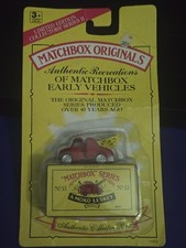 1993 Matchbox Originals Series II No. 13 Bedford Wreck Truck - Red/Yellow - New