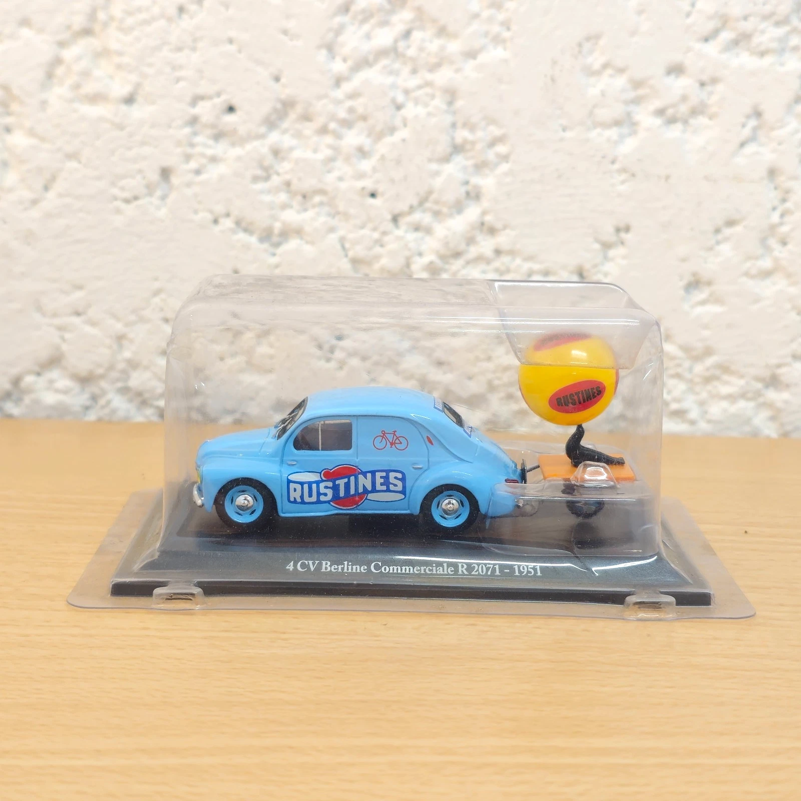 Renault 4CV Commerciale Rustines 1951 Eligor 1/43 en Boîte