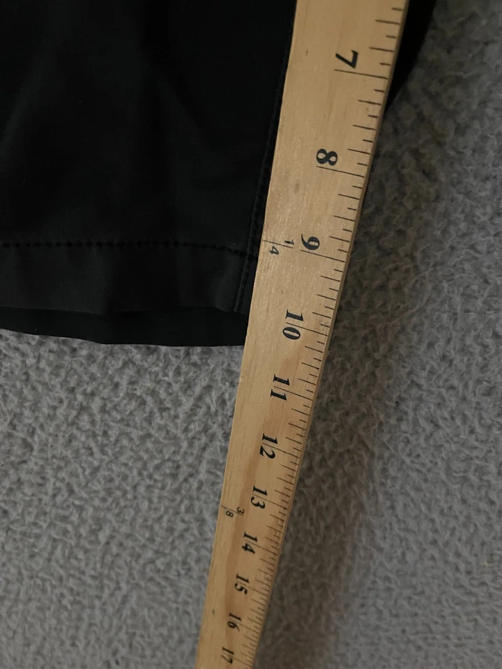 Under Armour Mens Golf Shorts Size 40 Pockets Black Chino Stretch Adult - Image 4 of 4