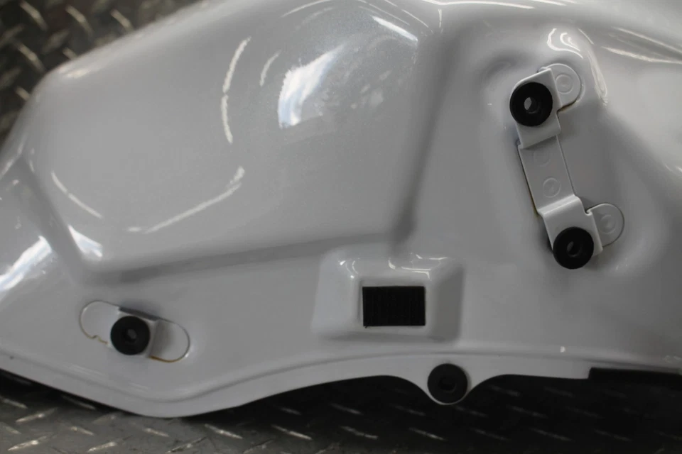 2015 KAWASAKI VERSYS 650 KLE650D ABS LT WHITE GAS TANK FUEL CELL  - Image 3 of 4