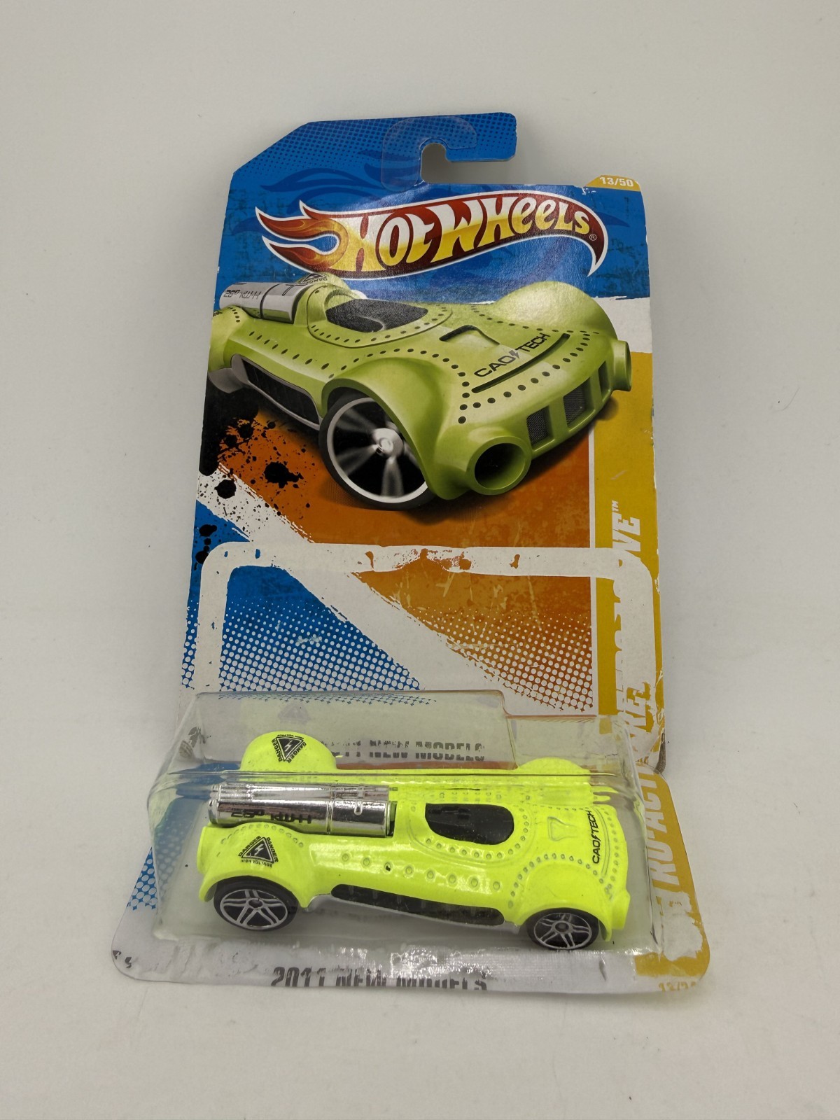 2011 Hot Wheels Retro-Active New Models 13/244 Electric Yellow Sealed NIP