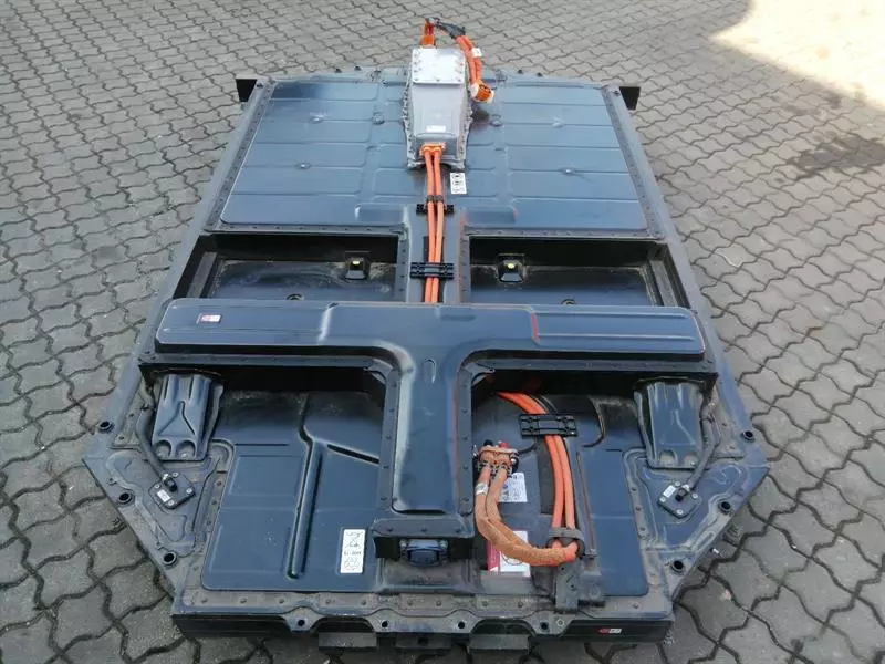 PORSCHE TAYCAN TURBO 9J MAIN BATTERY Hochvolt batterie 9J1915100AJ 