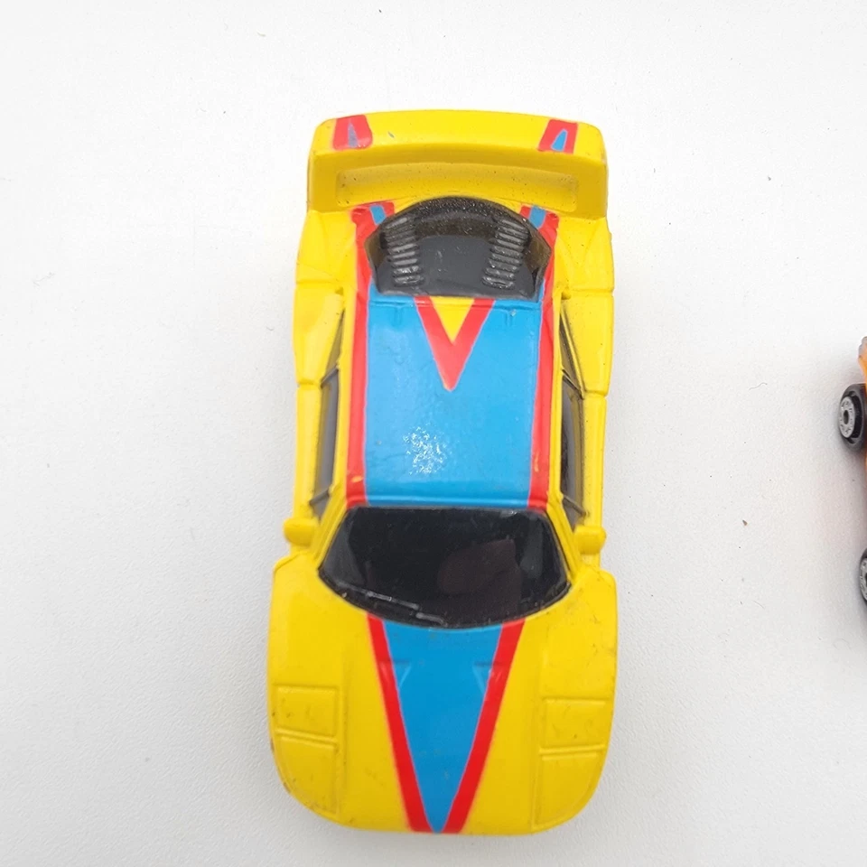 RARO Micro Máquinas FERRARI F40 + 57 CHEVY + 32 HOT ROD Triplesider Galoob 1990 Foto 4 de 4