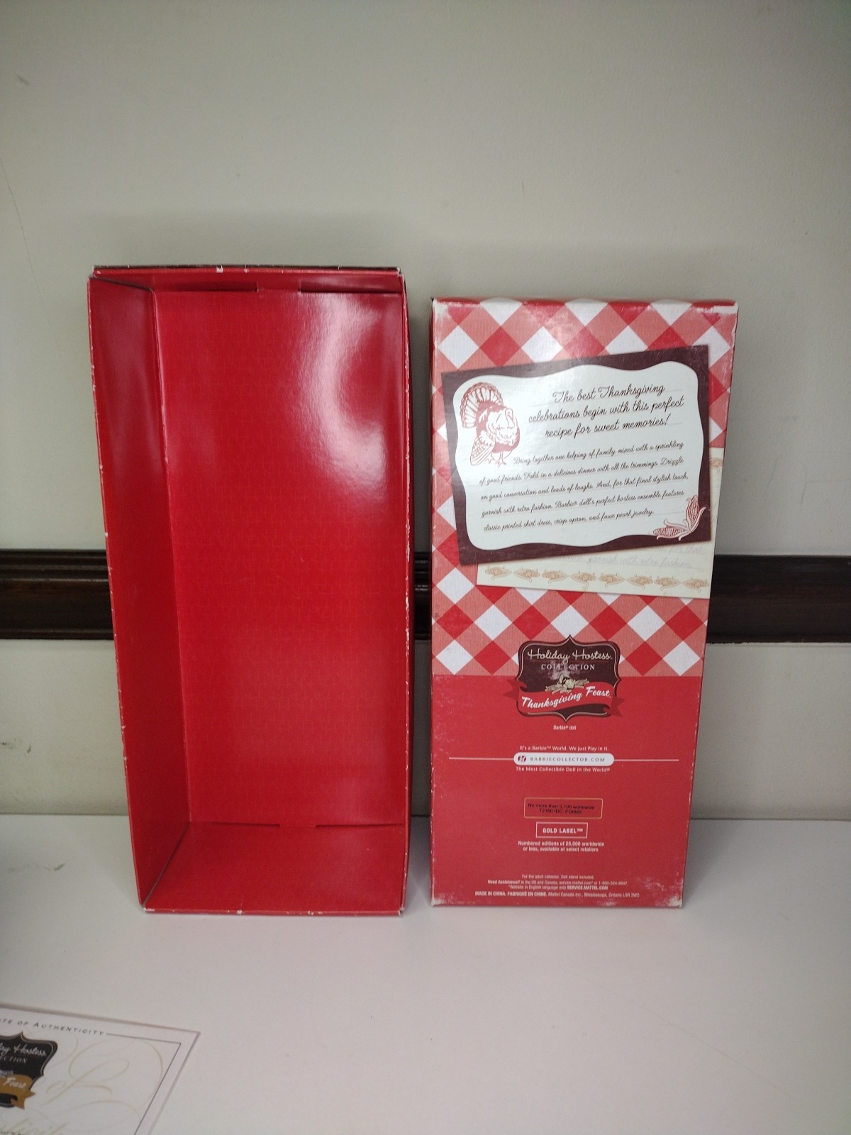 Thanksgiving Feast Barbie Holiday Hostess Collection 2010 Pre Owned 🦃🍽️ 