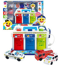 NEW Pinkfong Baby Shark Rescue Headquarters P...