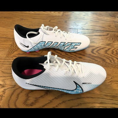 Nike Mercurial Vapor 15 Club FG/MG Blast Pack Soccer Cleats White/Blue/Pink