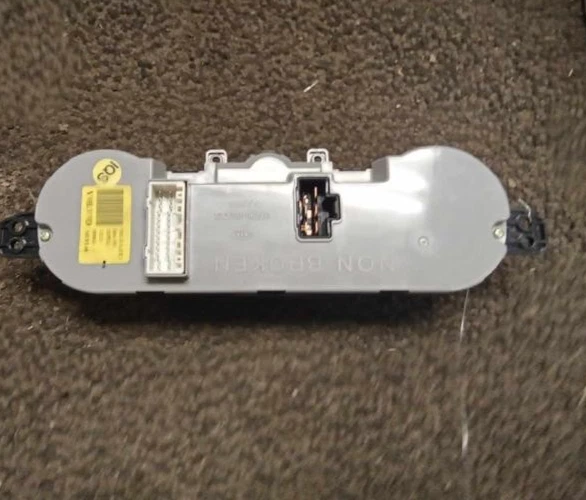 KIA OPTIMA 2009-2010 calefacción control aire acondicionado usado Foto 4 de 4