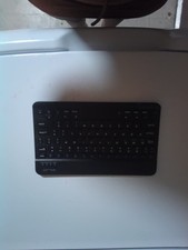 Black Bluetooth Enabled Rechargeable USB-C Ultra Thin QWERTY Keyboard Unbranded