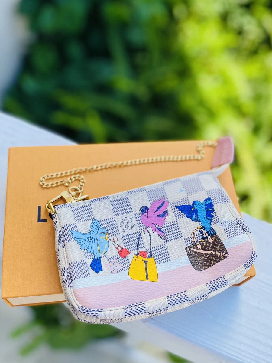 LV mini pochette azur