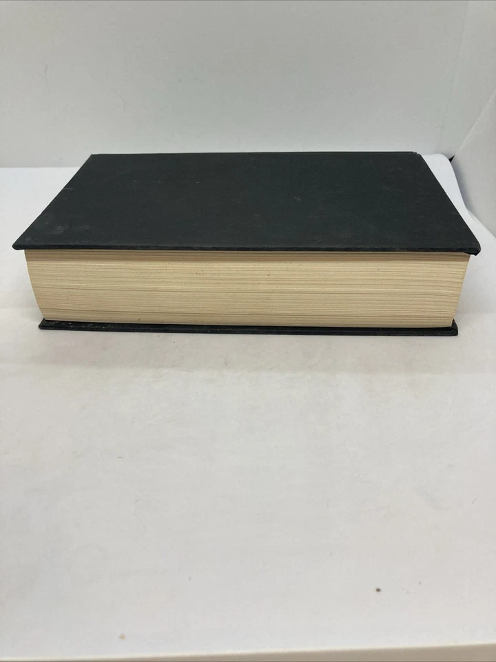 Eclipse Twilight Saga Book 3 By Stephenie Meyer 2007 Hardcover First Edition - Image 3 of 4