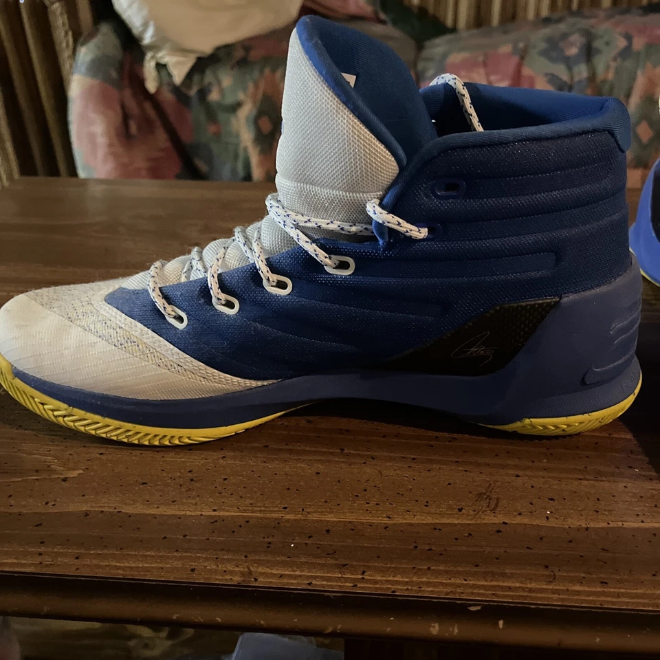 Sapatos masculinos Under Armour Curry 3 12 Dub Nation Home - Imagem 2 de 4