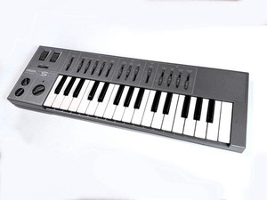 YAMAHA CS-01 アナログシンセサイザー レゲエ ベース Yamaha CS01 Analog Synthesizer – Jim Atwood in Japan