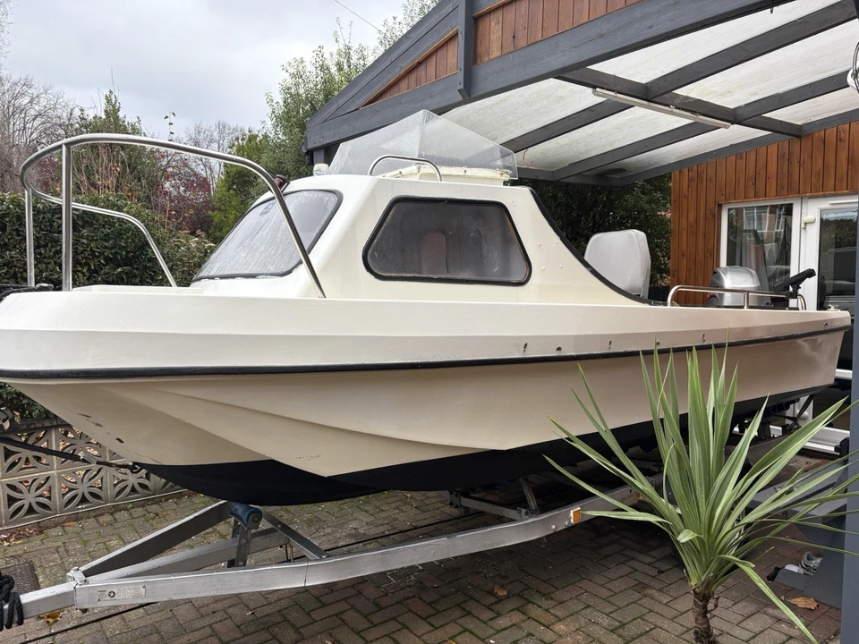 Fishing Boat - Image 2 of 4