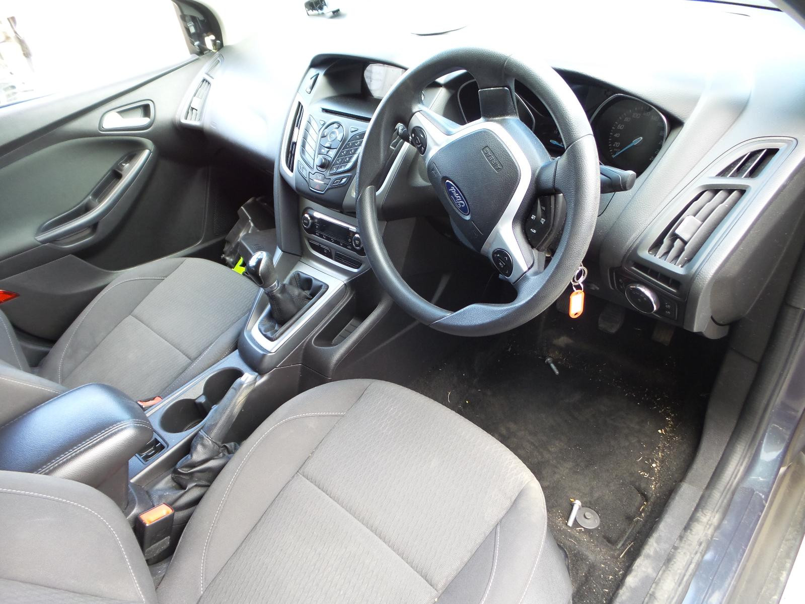 2014 Ford Focus REAR LEFT LH LHS PARKING SENSOR LW 05/11-08/15 11 12 13 14 15 image 10