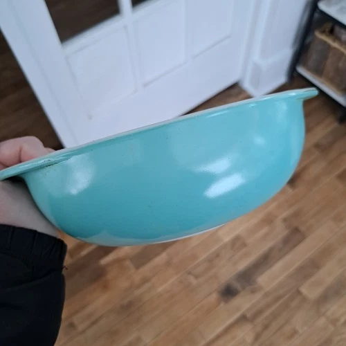 Vintage Pyrex Casserole Dish 2Qt 024 Turquoise Robin Egg Blue 1950's NO LID