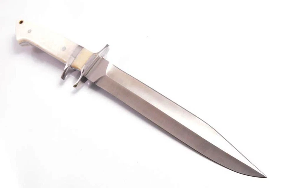 14.2" Base Camp handmade full tang D2 Tool Steel Sub Hilt Fighter Knife HB-1057 - Image 2 of 4