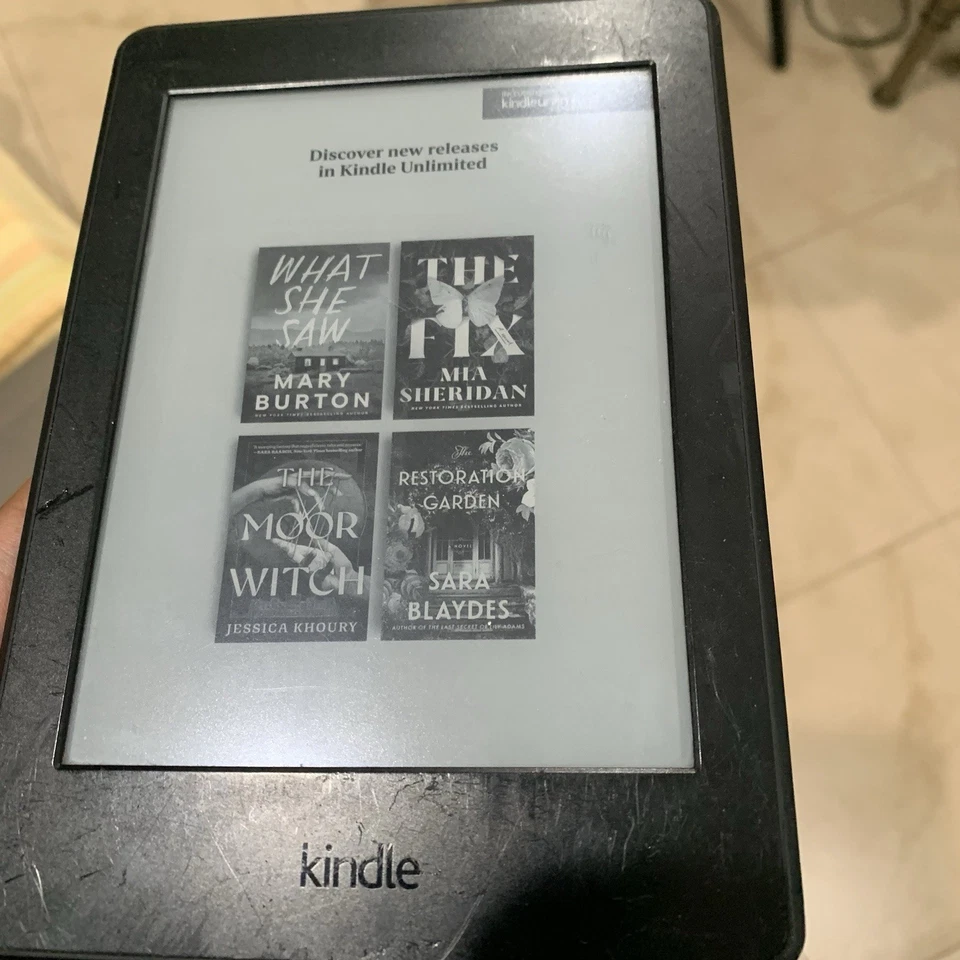Amazon Kindle Paperwhite 7th Generation 4gb, Black - Scratch & Dent - Image 3 of 4