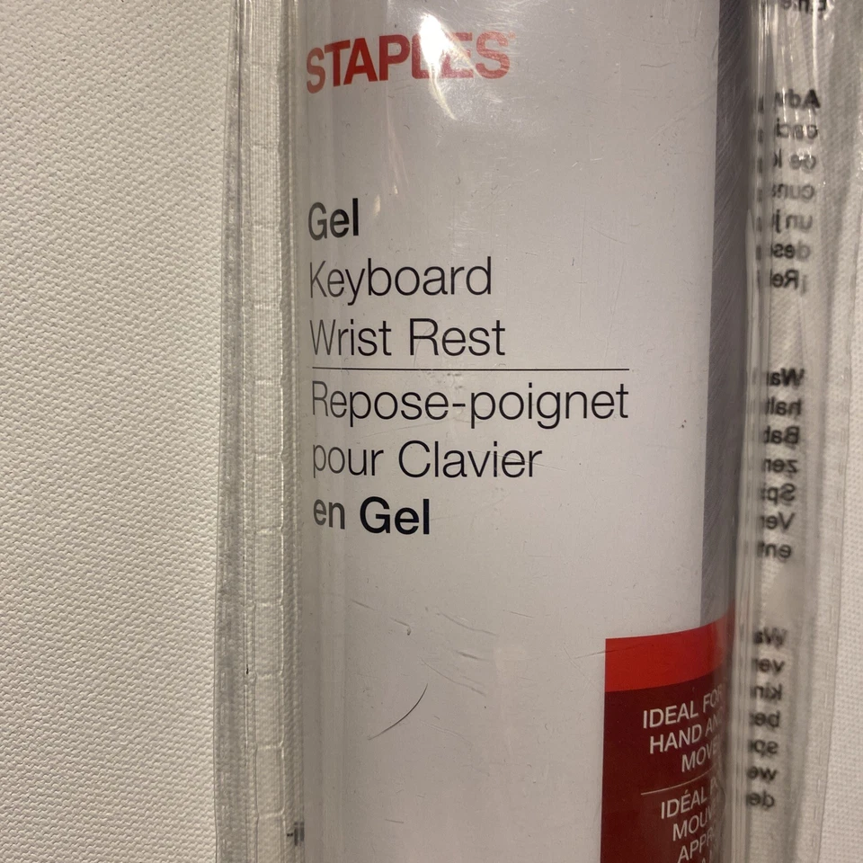 New In Package  Staples Gel Keyboard Wrist Rest 18.6 in x 2.8 in x 0.91 Black - Image 2 of 4