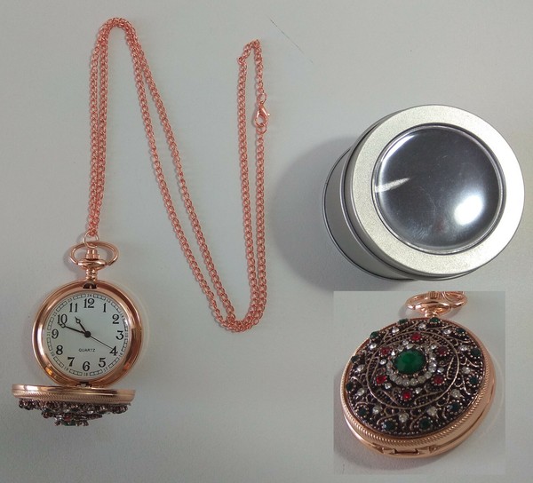 X0606-RELOJ BOLSILLO + CADENA + CAJA QUARTZ CON PIEDRECITAS ESTILO ARABE