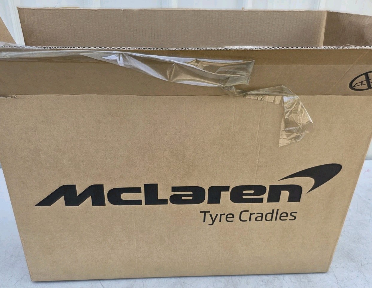 MCLAREN OEM ACCESSORY TIRE CRADLE TIRE RISES SET BY NEW 15QA163CP
