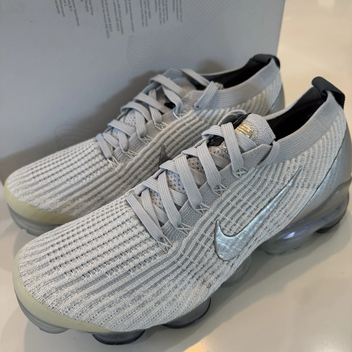 Preços baixos em Nike Air VaporMax Flyknit 3 White Silver W | eBay