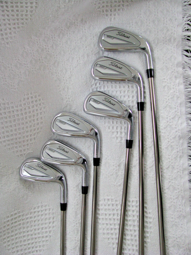 Ensemble fer à repasser femme gauche Titleist T350 3G 5-PW, GW, AW