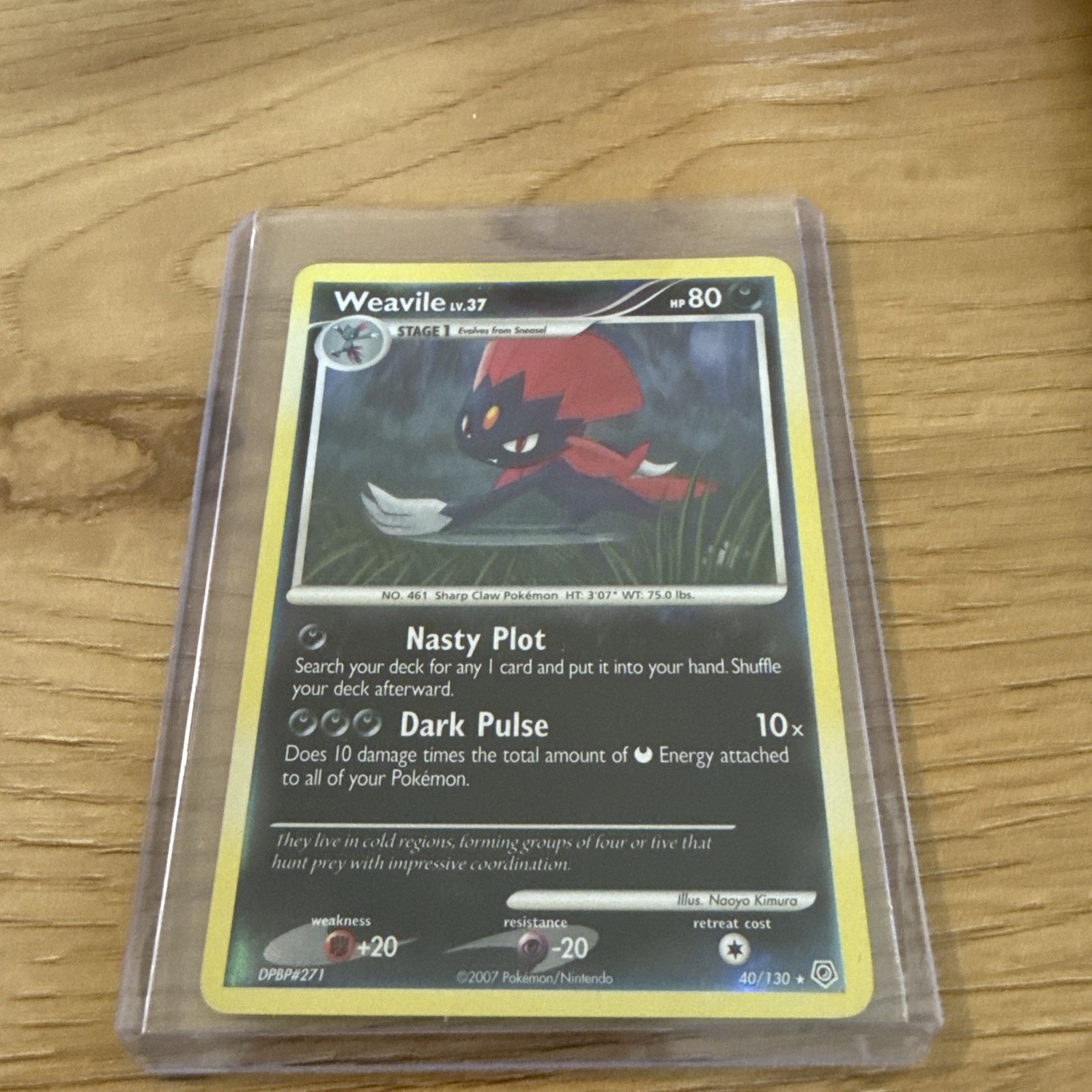 Weavile 40/130 Diamond and Pearl Reverse Holo