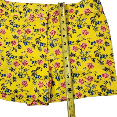 LOFT Riviera Shorts Size 8 Butter Yellow Tweed Floral Bird Print 4” Inseam Boho - Picture 4 of 12