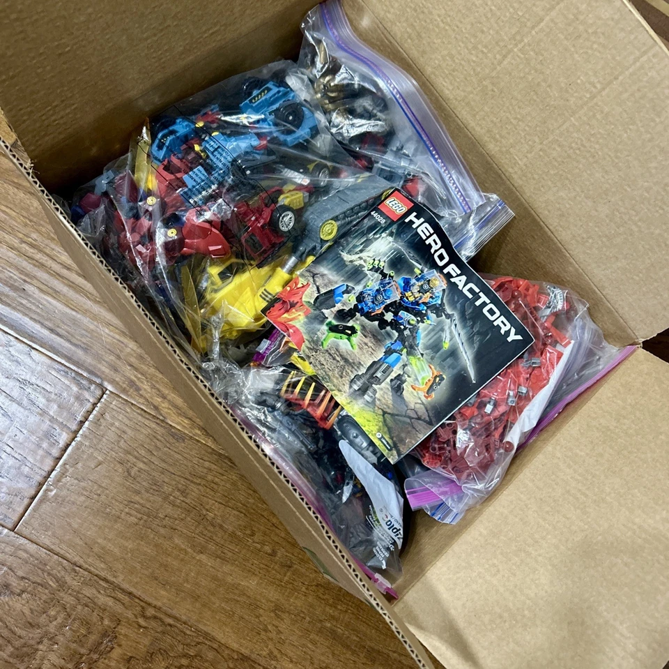 HUGE Lego Hero Factory Bulk Mixed Lot (10+lbs) With Manual Amazing - Image 2 of 4