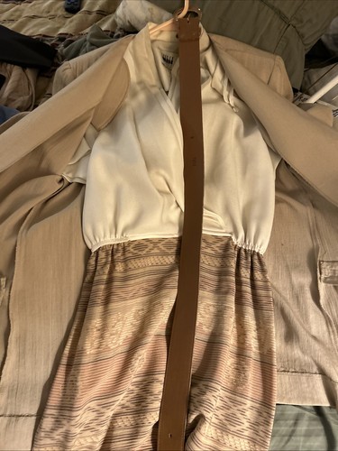 LESLIE FAY Women’s Dress Size 8 Petite Blazer And Matching Belt Included - Picture 2 of 5