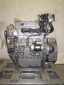 Двигатель yanmar 4tnv84t