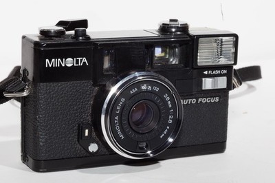 Minolta Hi-Matic AF2 Auto Focus 35mm Film Flash 38mm f2.8 Untested