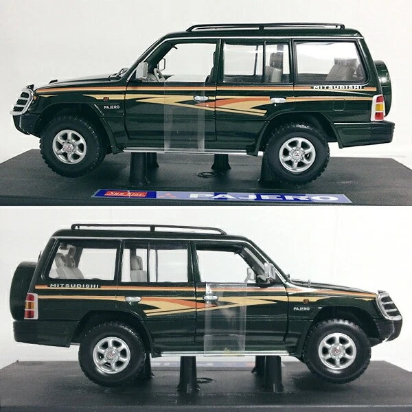 SunStar MITSUBISHI PAJERO LONG 1998 1:18 Verde Scuro - Immagine 2 di 4