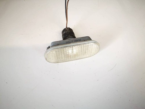 1j5949117 Seitenblinker (Kotflügelblinker) Vorne Linke  Volkswag DE2025092-11