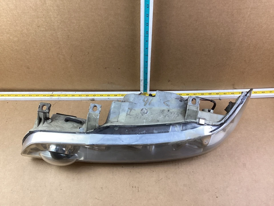 Conjunto de faros delanteros izquierdo del lado del conductor Acura Integra 1990-1993 Foto 4 de 4