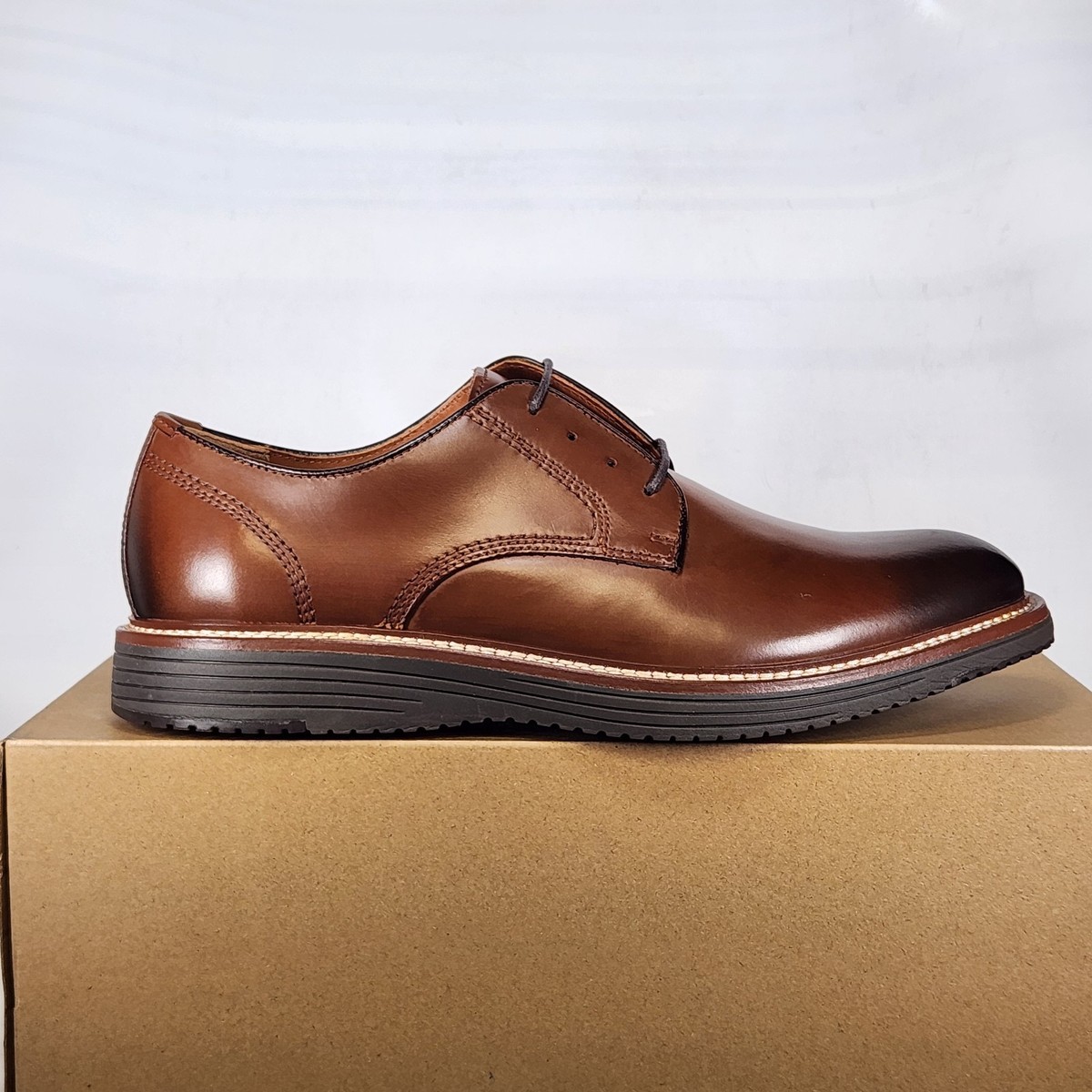 Size 11.5 - Johnston & Murphy Upton Plain Toe - Mahogany  display picture 1