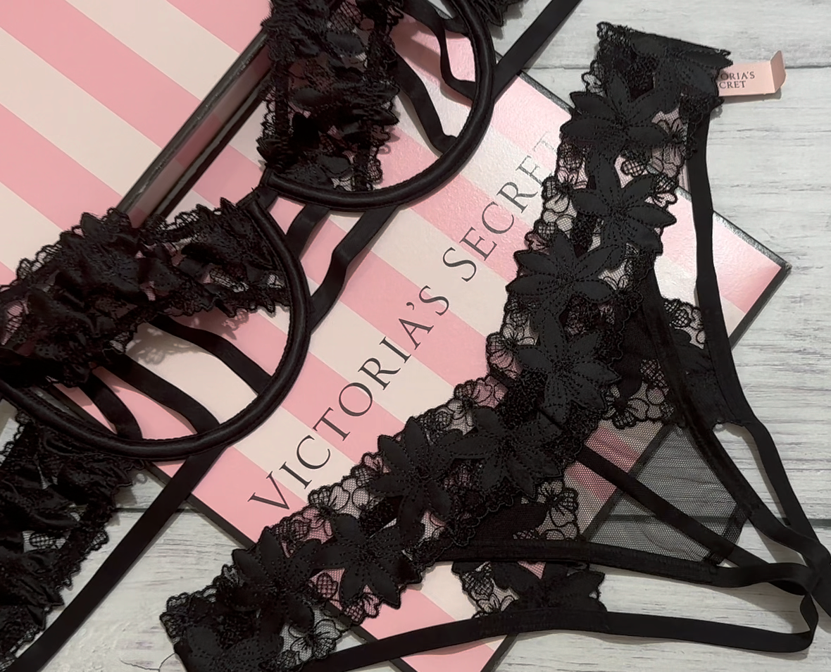 Victoria's Secret Ziggy Glam Floral Embroidery Strappy Open