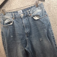 Urban Outfitters BDG High Rise Mom Jeans in Vintage Distressed Size 30