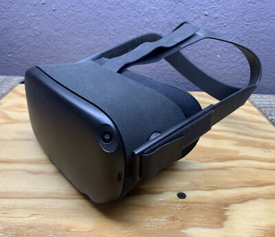 OCULUS QUEST 1 Headset Only Read Description