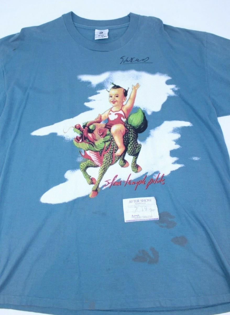 Stone Temple Pilots Concert Tee Shirt 1994 Autographed Signed