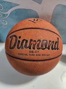 Vintage Diamond db-c7 signature Official Size & Weight basketball
