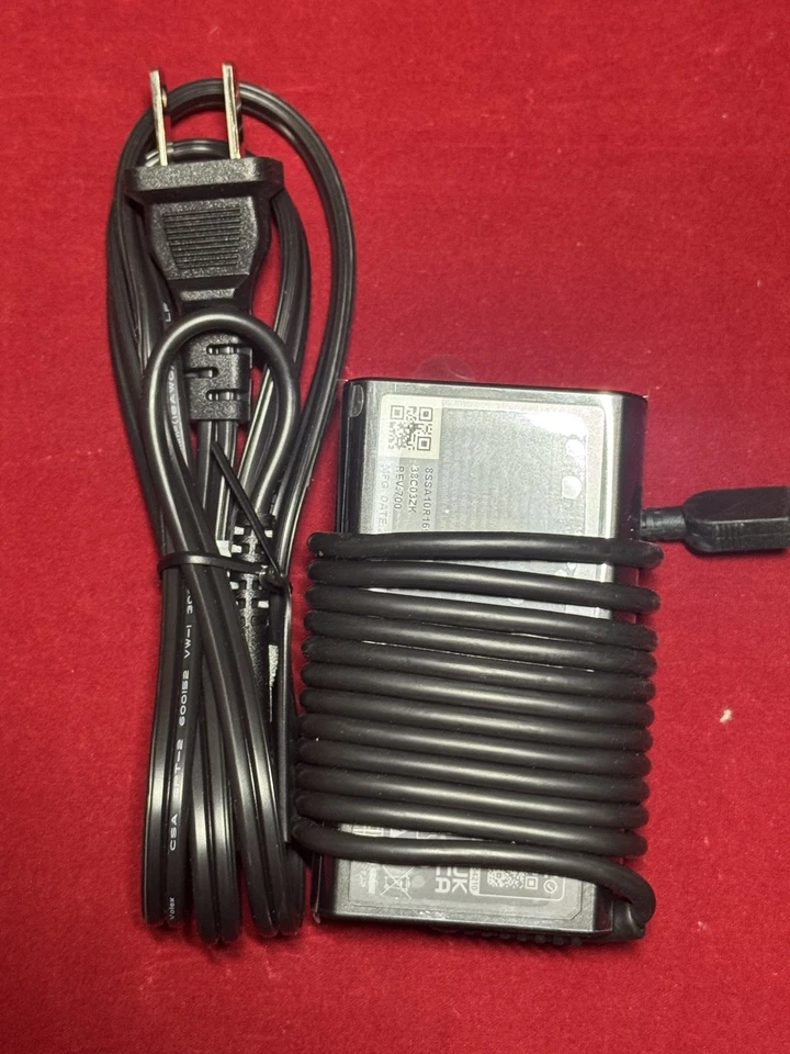GENUINE LENOVO AP-65FD B ADLX65NDC2A 20V 3.25A 65W GENUINE AC POWER ADAPTER - Image 3 of 4