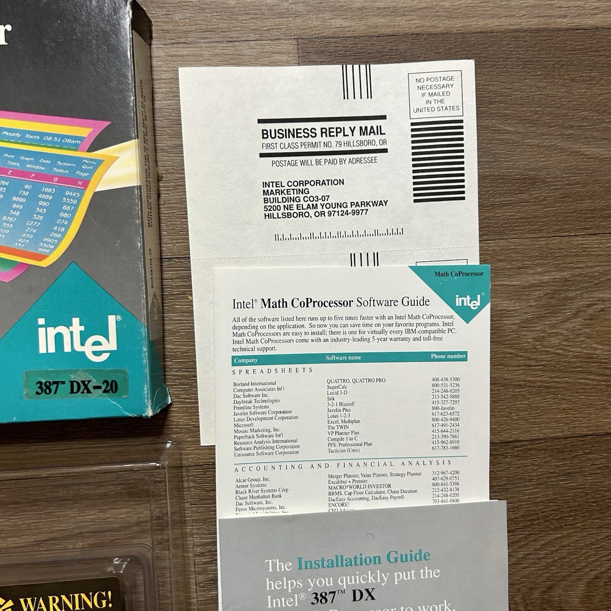 Vintage intel Math CoProcessor 387 DX-20 CIB 1989 A80387DX-20