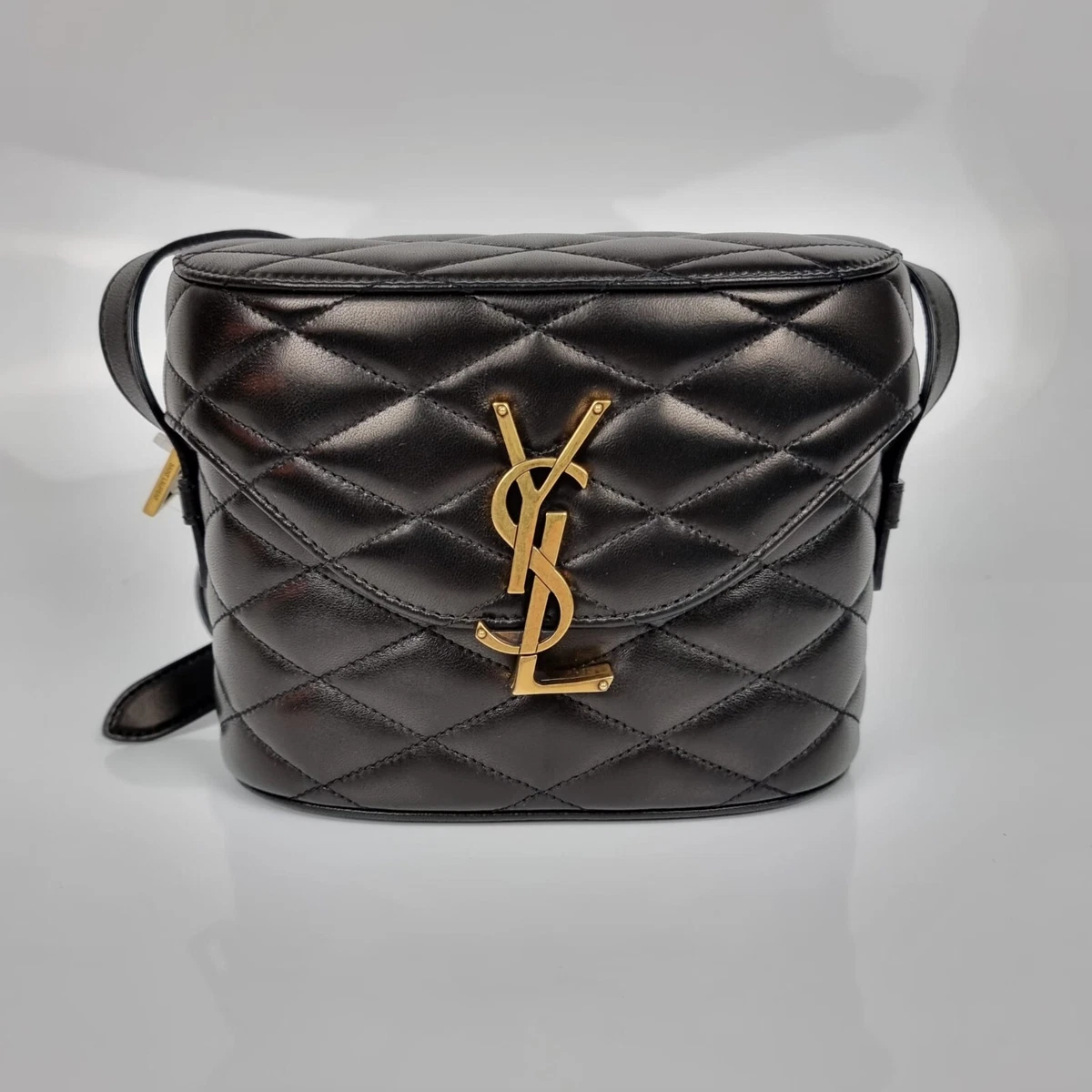 June Quilted Leather Shoulder Bag in Black - Saint Laurent